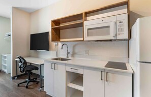 Studio Premium, non-fumeur, réfrigérateur et four à micro-ondes