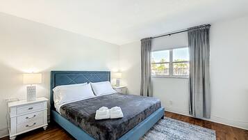 1 Schlafzimmer, Schreibtisch, Bügeleisen/Bügelbrett, WLAN