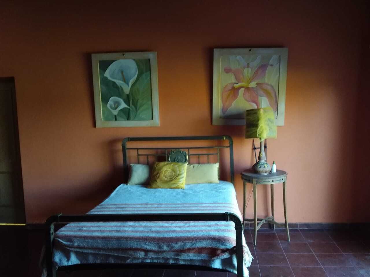 1 habitación, wifi gratis, ropa de cama y acceso para silla de ruedas 