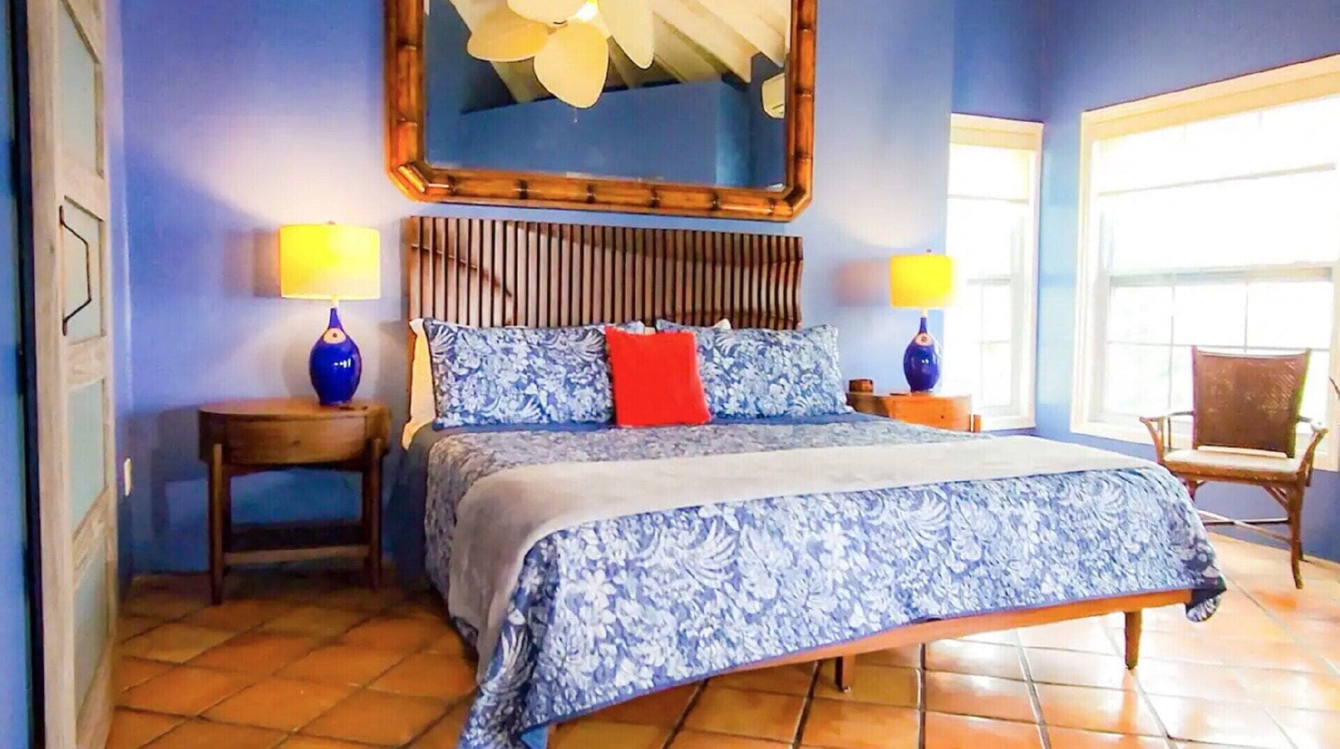 6 dormitorios, tabla de planchar con plancha, wifi y ropa de cama