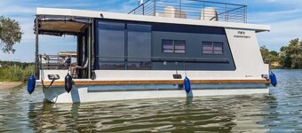 Amazing ship in Havelsee OT Kützkow