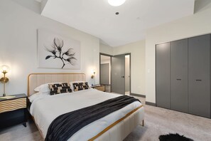 10 soverom, strykejern/-brett, reiseseng for barn og wi-fi