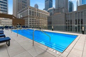 Pool - Luxury 2BR near Millennium Park + 5-Star Reviews (Chicago)