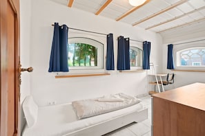 3 habitaciones, escritorio y wifi 