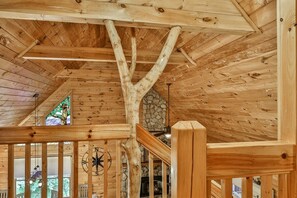 Interior - Dream Weaver | Ellijay, Ga (Ellijay)