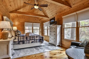 3 habitaciones, tabla de planchar con plancha y wifi gratis 