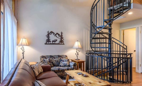 TV, fireplace - Escape to Ptarmigan Village 78 (Whitefish)