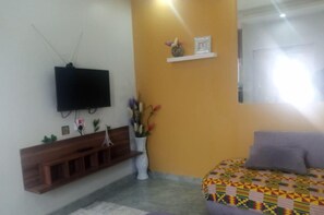 Interior - Impeccable Comfortable One Bed Apartment in Accra (Accra)