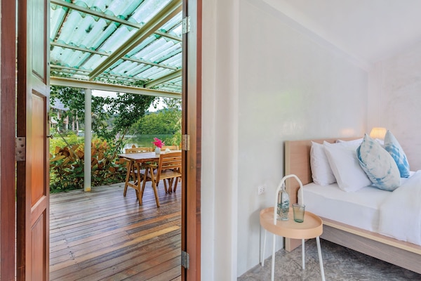 Superior Double Room | Desk, free WiFi, bed sheets