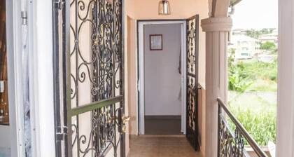 Bel Appartement Meublé À Yaoundé - odza