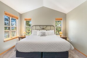 5 Schlafzimmer, Bügeleisen/Bügelbrett, Internetzugang, Bettwäsche