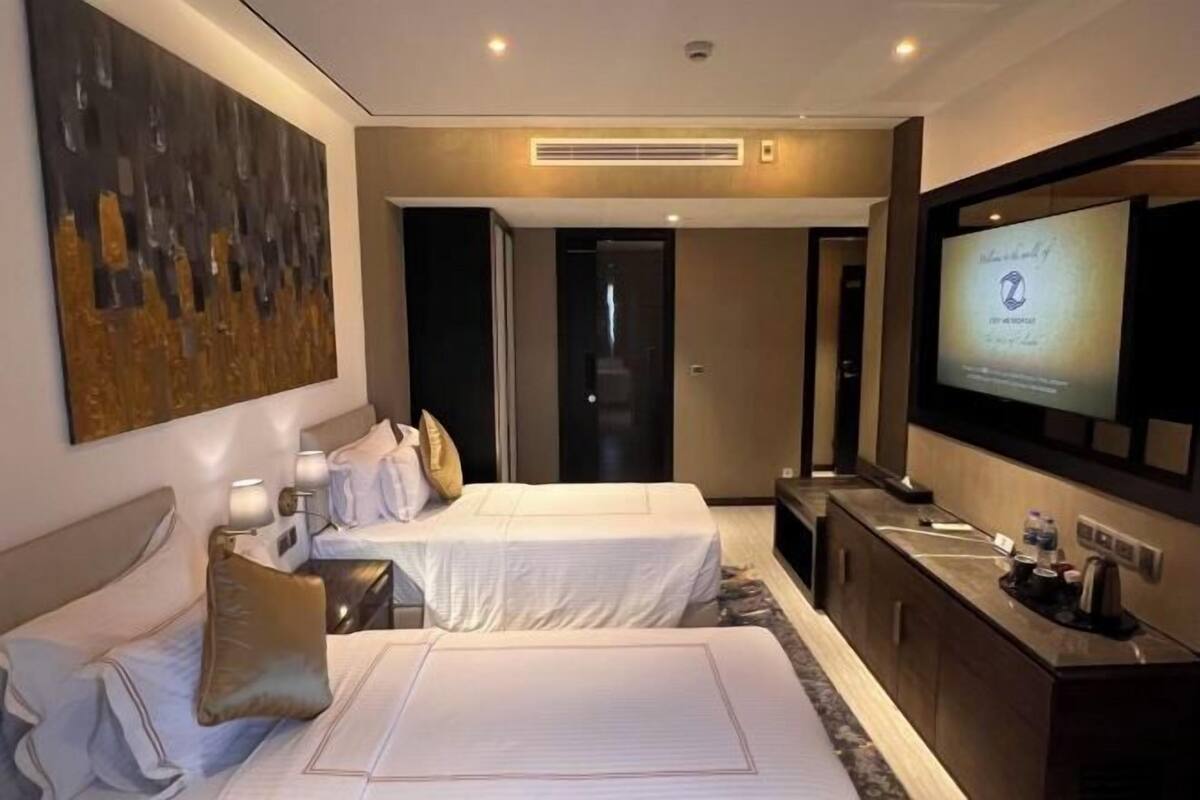 In-room safe, desk, laptop workspace, iron/ironing board