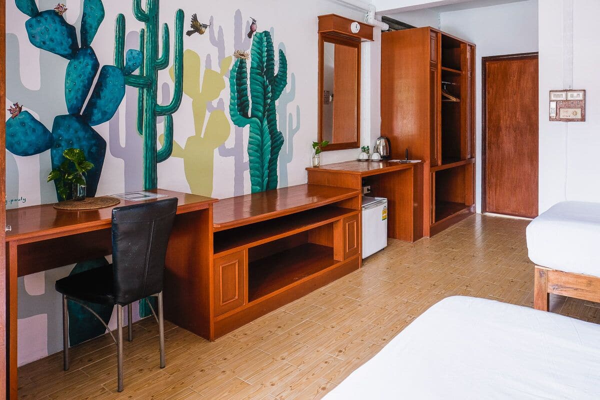 Superior Twin Room | WiFi, bed sheets