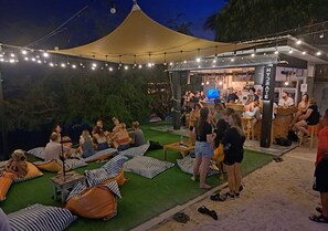 Aire de pique-nique/barbecue