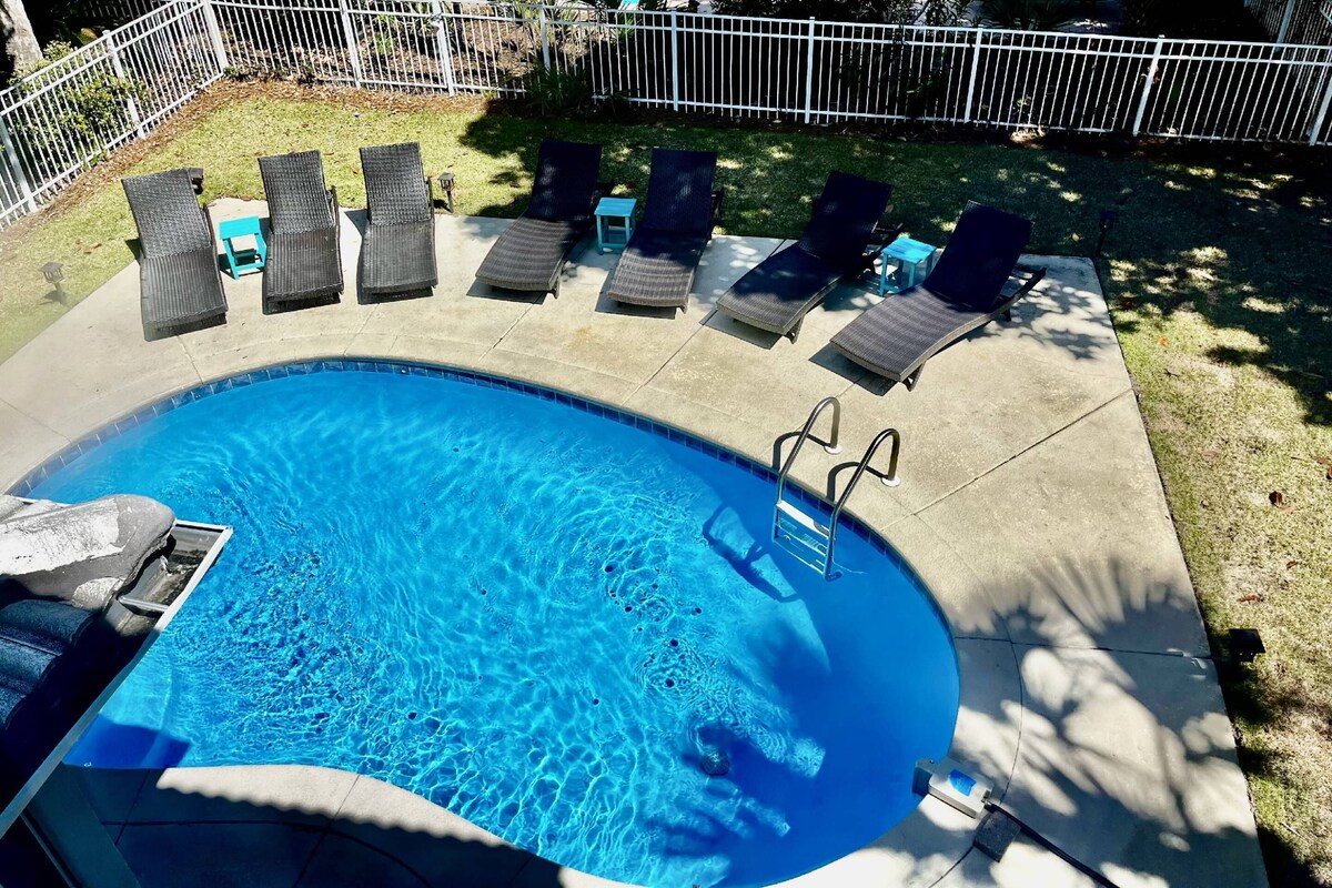 Photo 21 of PET Friendly! FREE Golf Cart, Private Pool & Backyard, Pools/Tennis/Gym/Playground ~ Destiny East