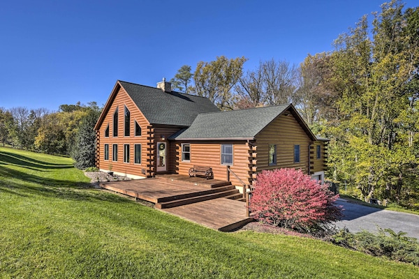 Mount Joy Vacation Rental | 4BR | 2.5BA | 3,838 Sq Ft | Stairs Required to Enter