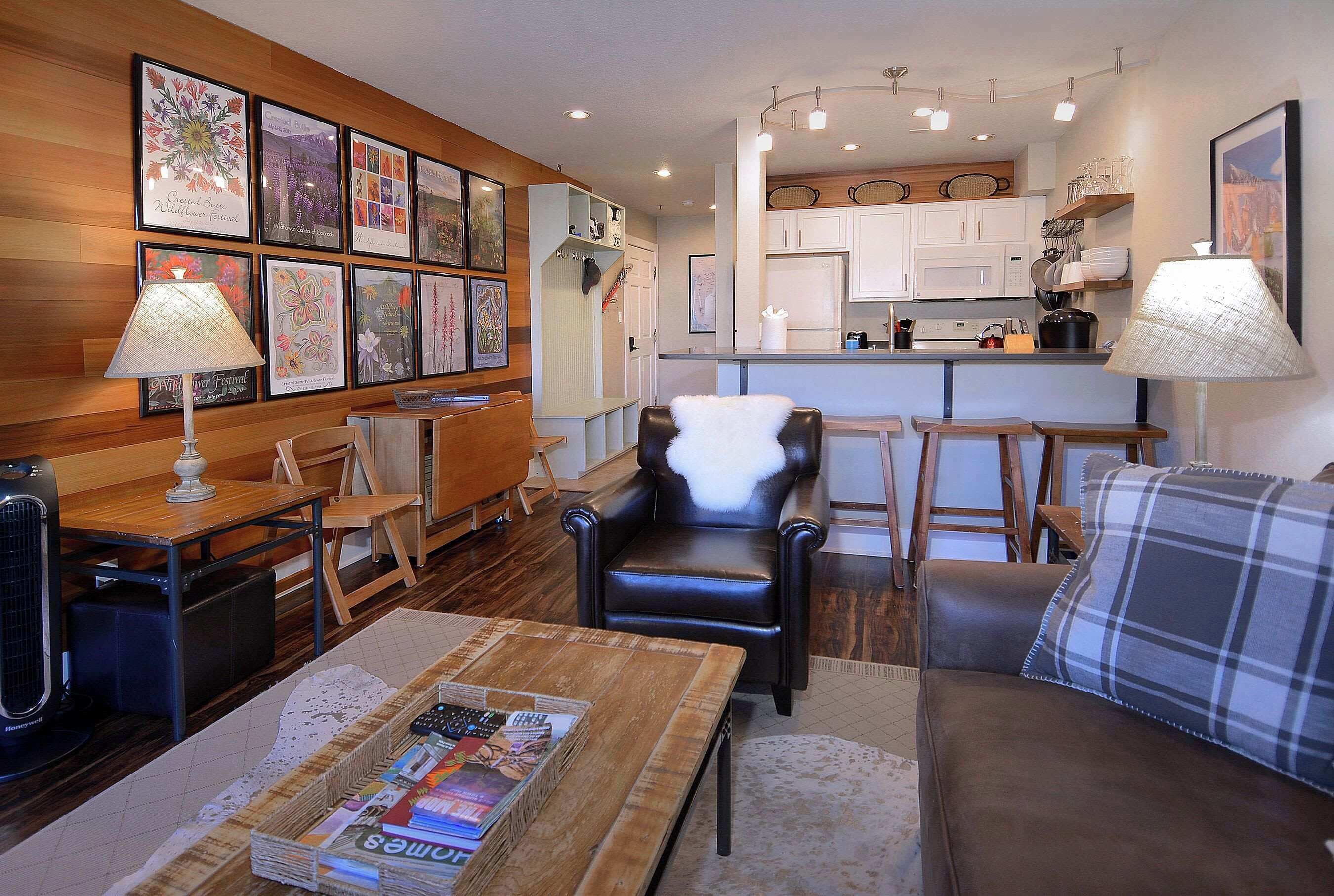 TV, fireplace, offices