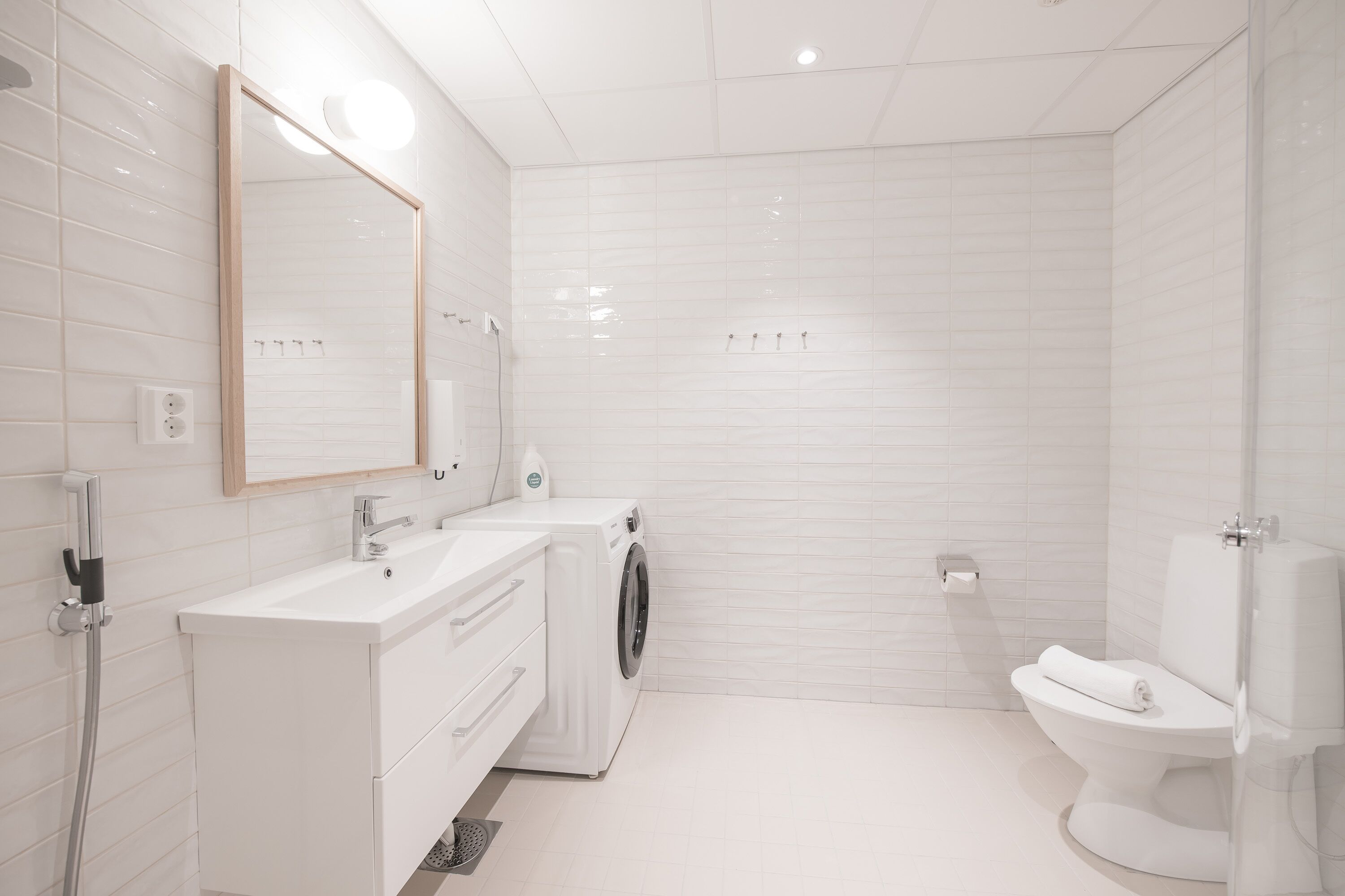 Studio for 2 | Bagno | Doccia, asciugacapelli, asciugamani