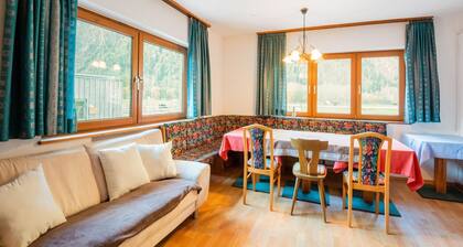 Bauernhaus im Ötztal nahe Skigebiet