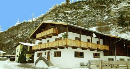 Farmhouse in Ötztal near Ski Arena