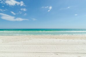 Playa en los alrededores