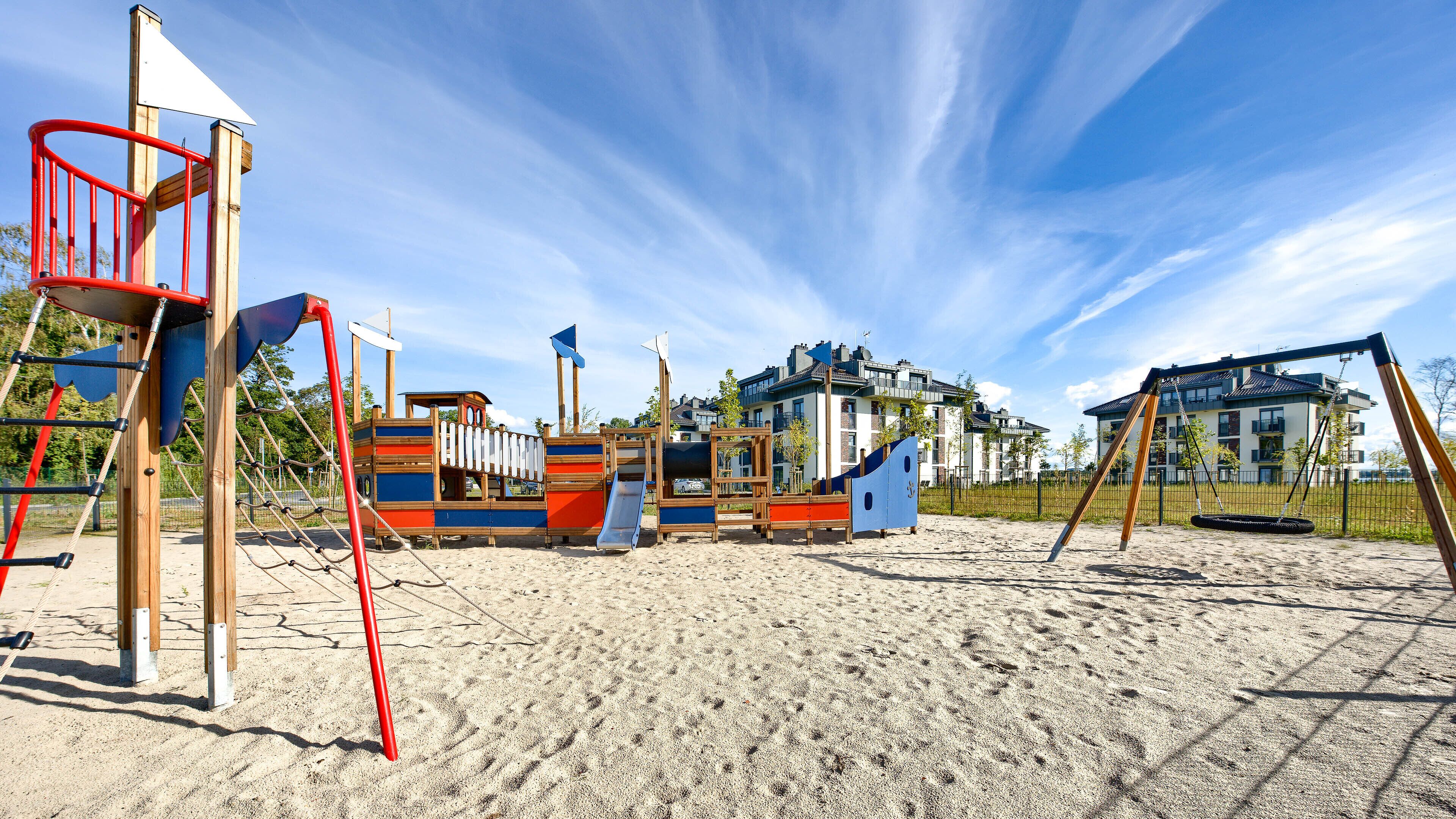 Children’s play area – outdoor