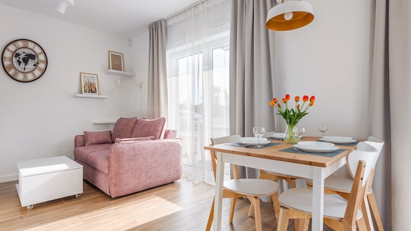 Apartment (D 5) | Living area