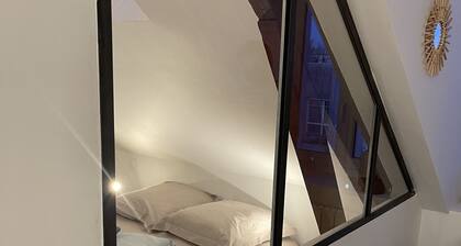 L'amiral n°5â
T2 â
dernier Ă©tage â
ByLocly