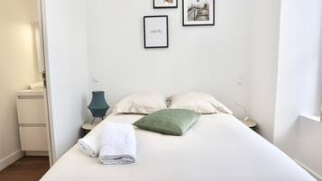 1 chambre, fer et planche Ă repasser, Wi-Fi, draps fournis