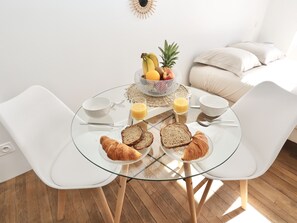 تناول الطعام