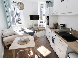 Ferros/tábuas de passar roupa, Wi-Fi, roupa de cama