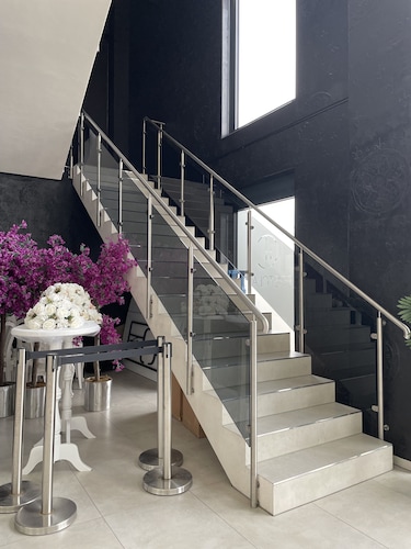 Firstclass Event & Hotel