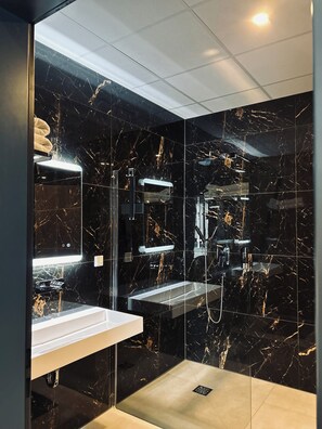 Studiosuite | Badezimmer