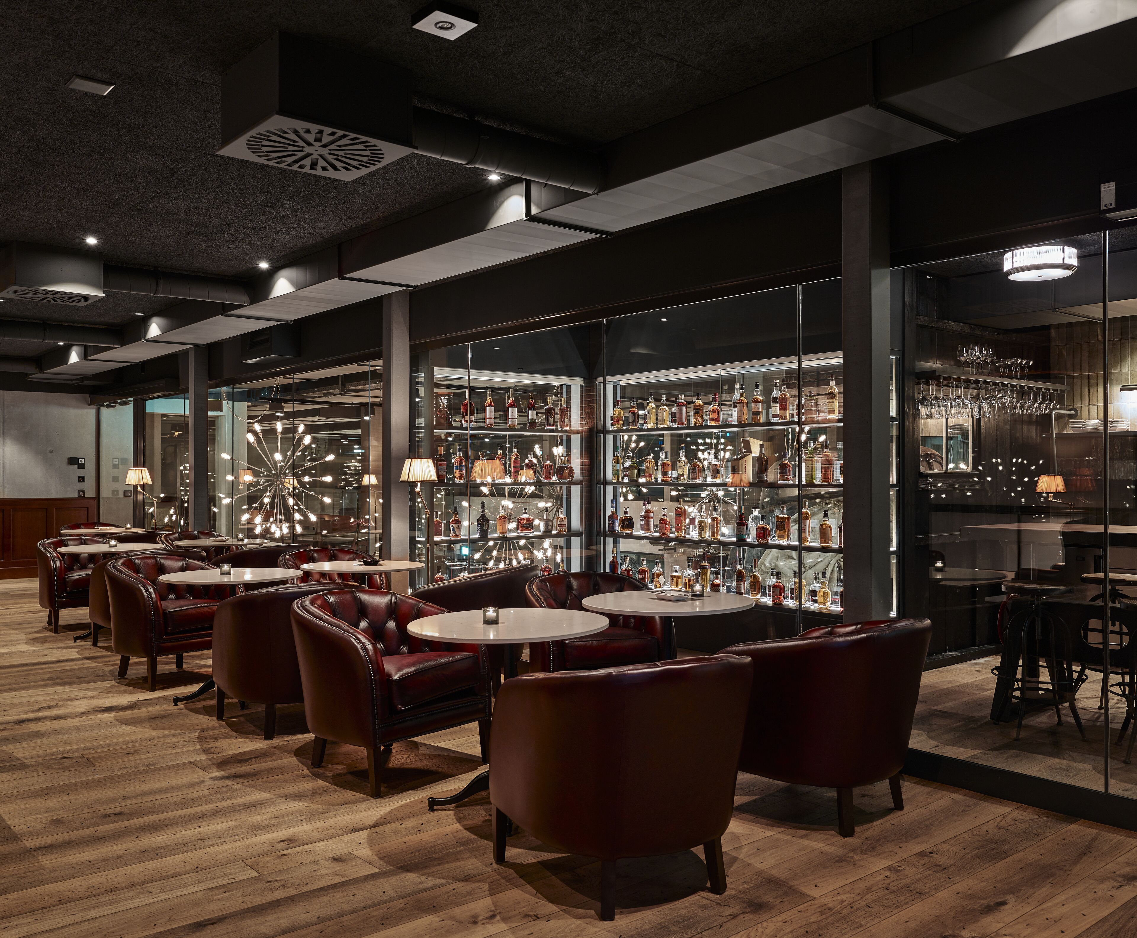 Foto - Autohalle Hotel