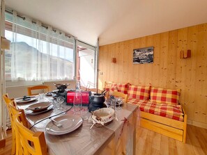 Dining - Spacious duplex apartment with balcony in Les Menuires (Les Menuires)