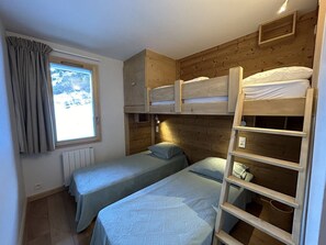 1 bedroom, WiFi - Chalet 4 pers, slopeside, Laitelet, Méribel (Méribel)