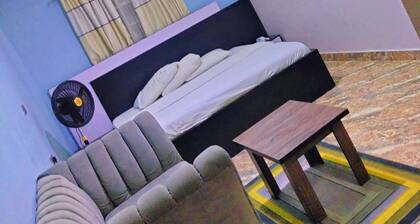 Lacoms Hotels and Suites