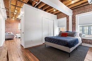 1 chambre, fer et planche à repasser, Wi-Fi gratuit, draps fournis