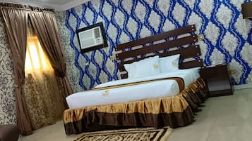 1 dormitorio, ropa de cama de alta calidad, decoración individual