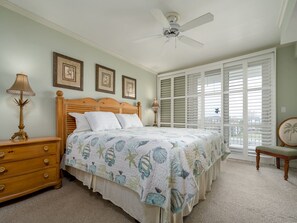 3 bedrooms, iron/ironing board, internet