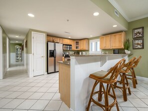 Mikrowelle, Geschirrspüler