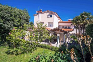 Exterior - Holiday apartment with a/c (Malinska)