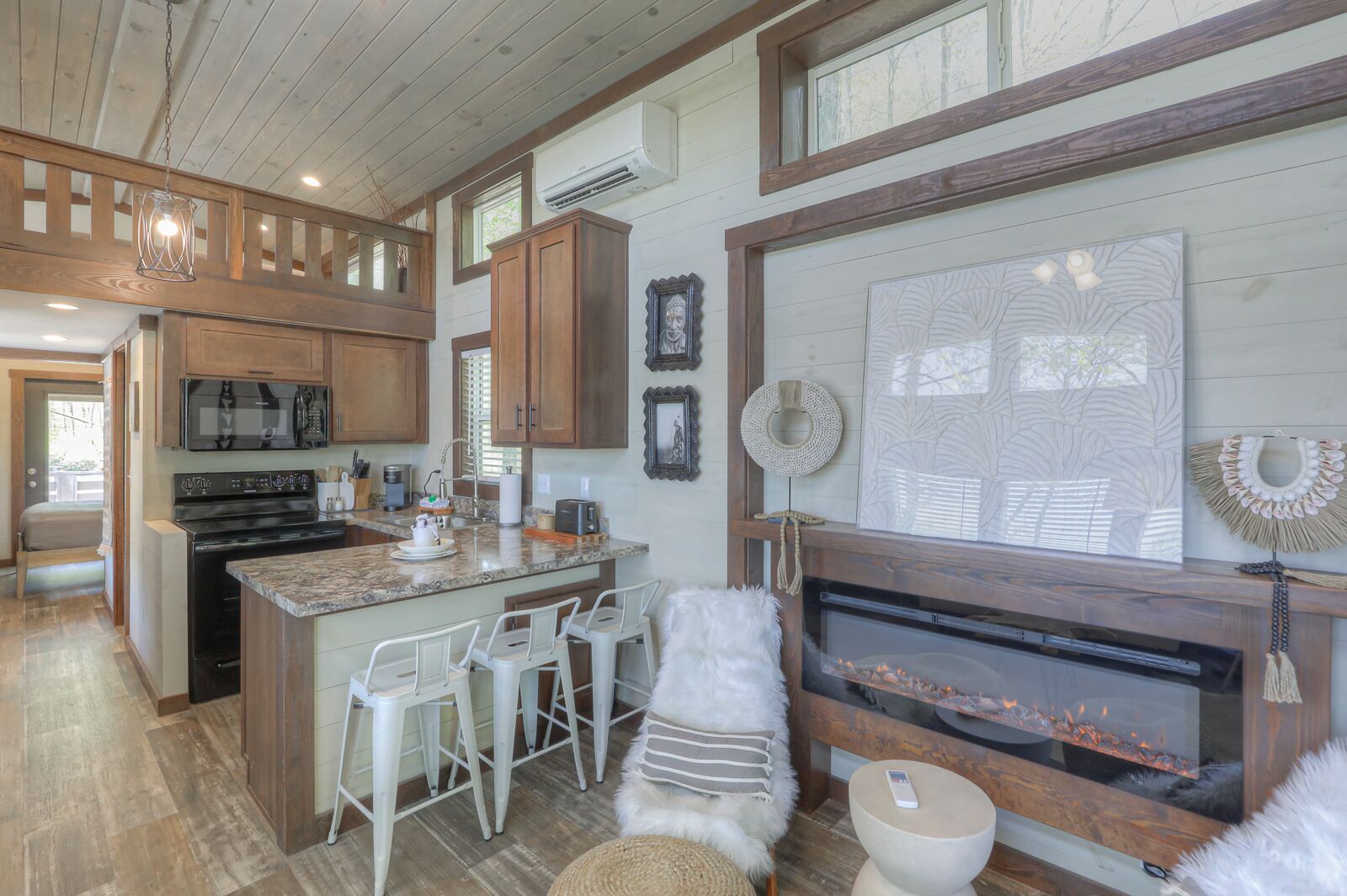 冰箱、微波炉、烤箱、炉灶