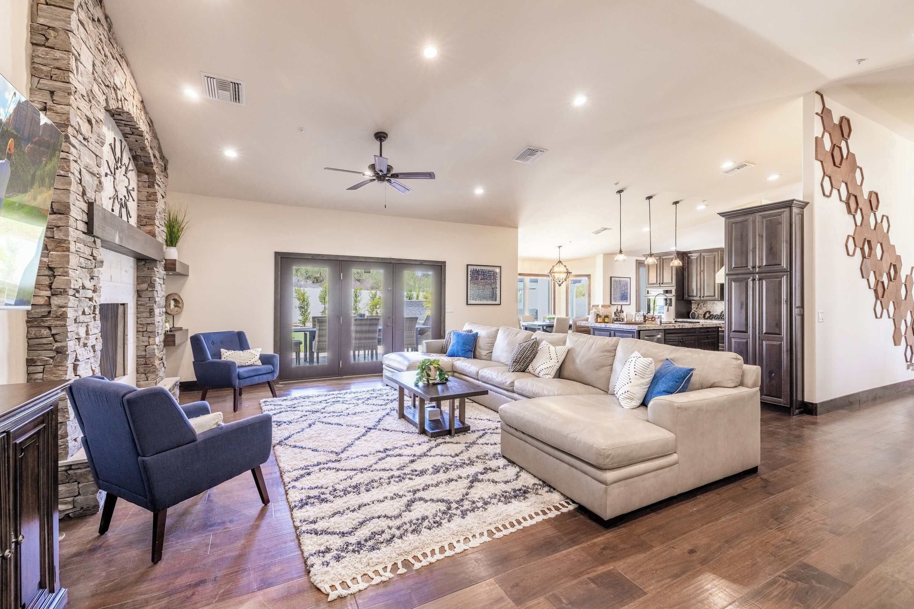 TV, caminetto, impianto stereo, studio