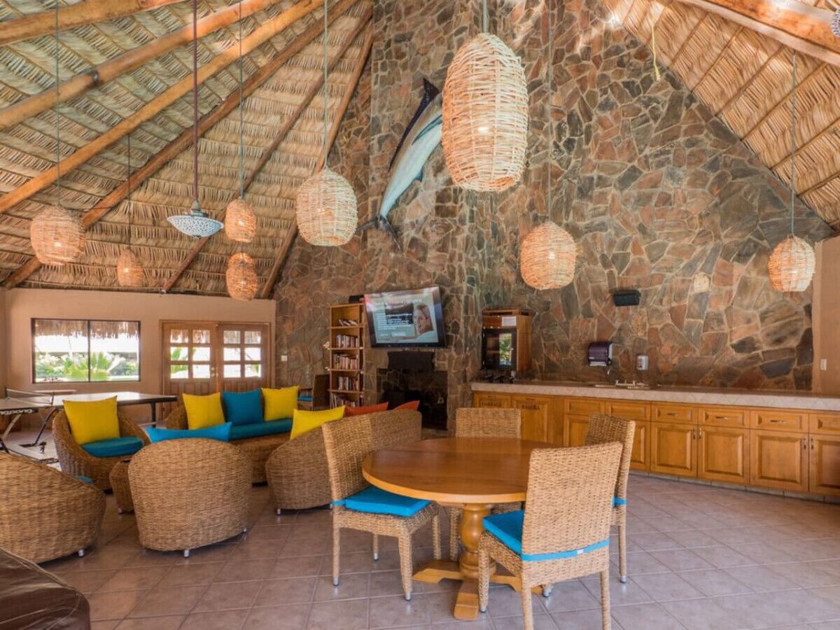 Summer Price Drop | Marina Sol 2br  Medano Beach - Cabo San Lucas