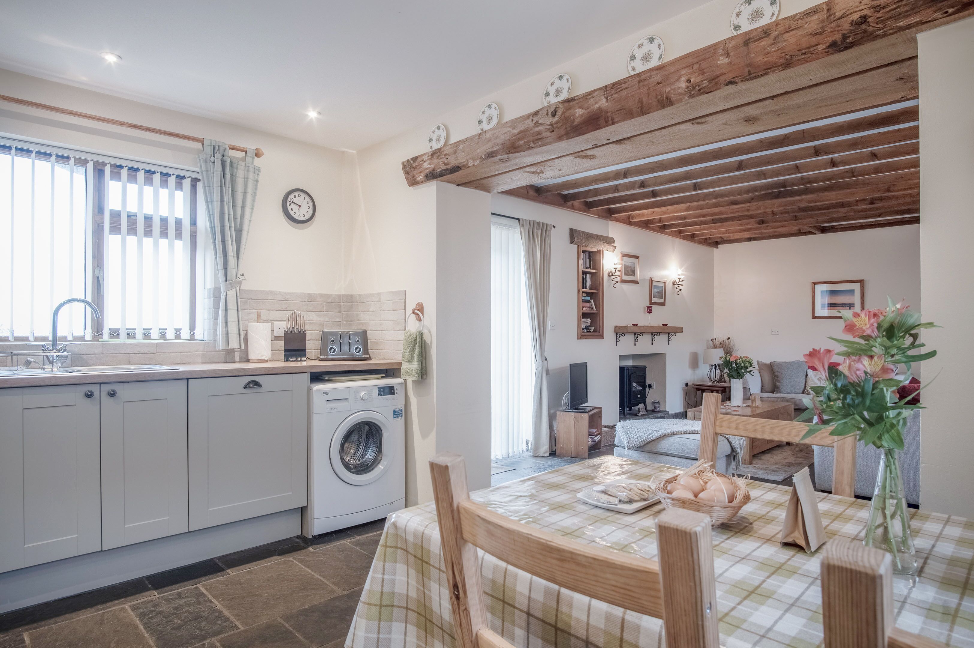Luksus-småhus | Eget kjøkken | Kjøleskap, mikrobølgeovn, ovn og oppvaskmaskin