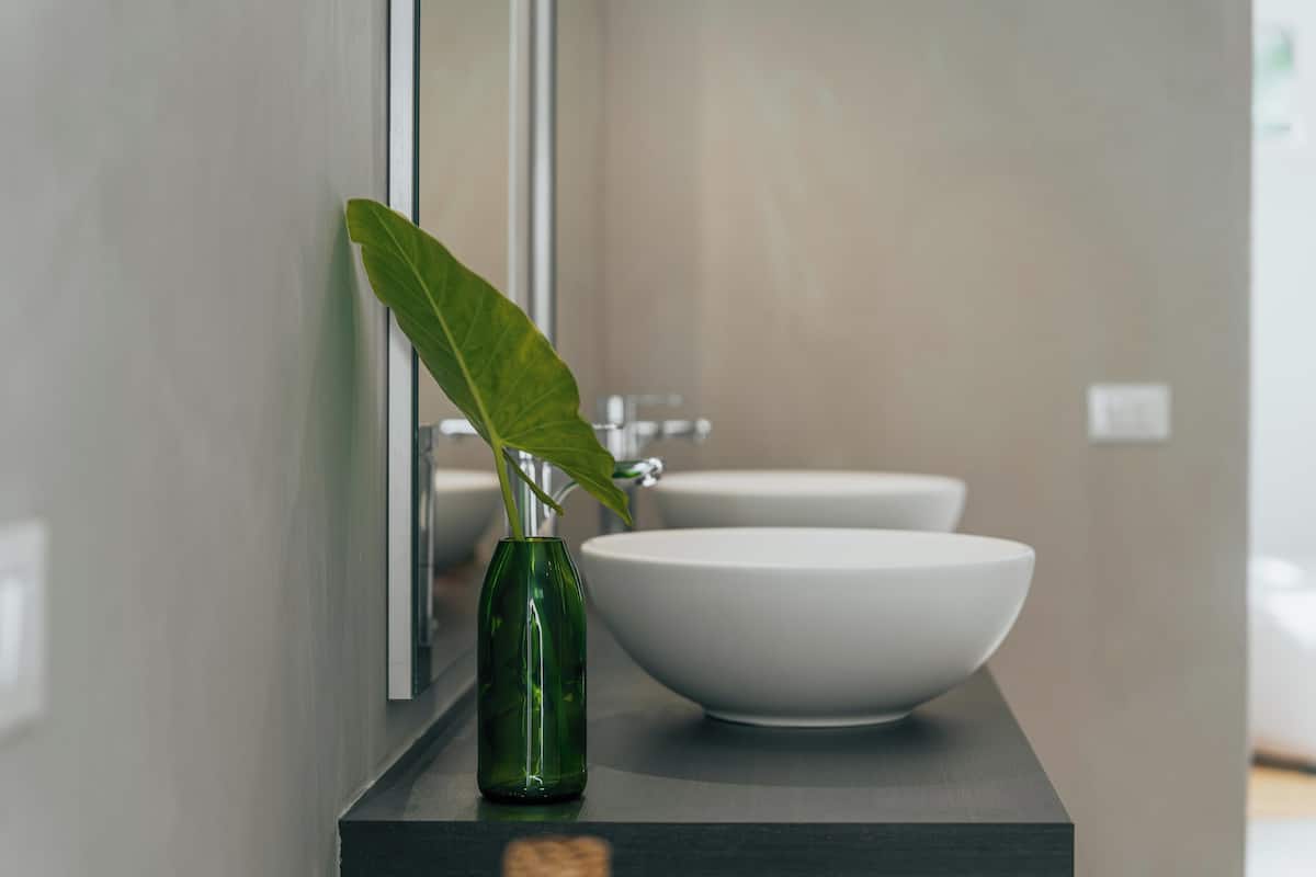 Duş, geniş duş başlığı, lüks banyo/kozmetik ürünleri