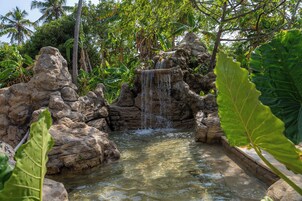 Bañera de hidromasaje exterior