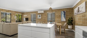 Easy Walker - Renovated Villa nothing spared