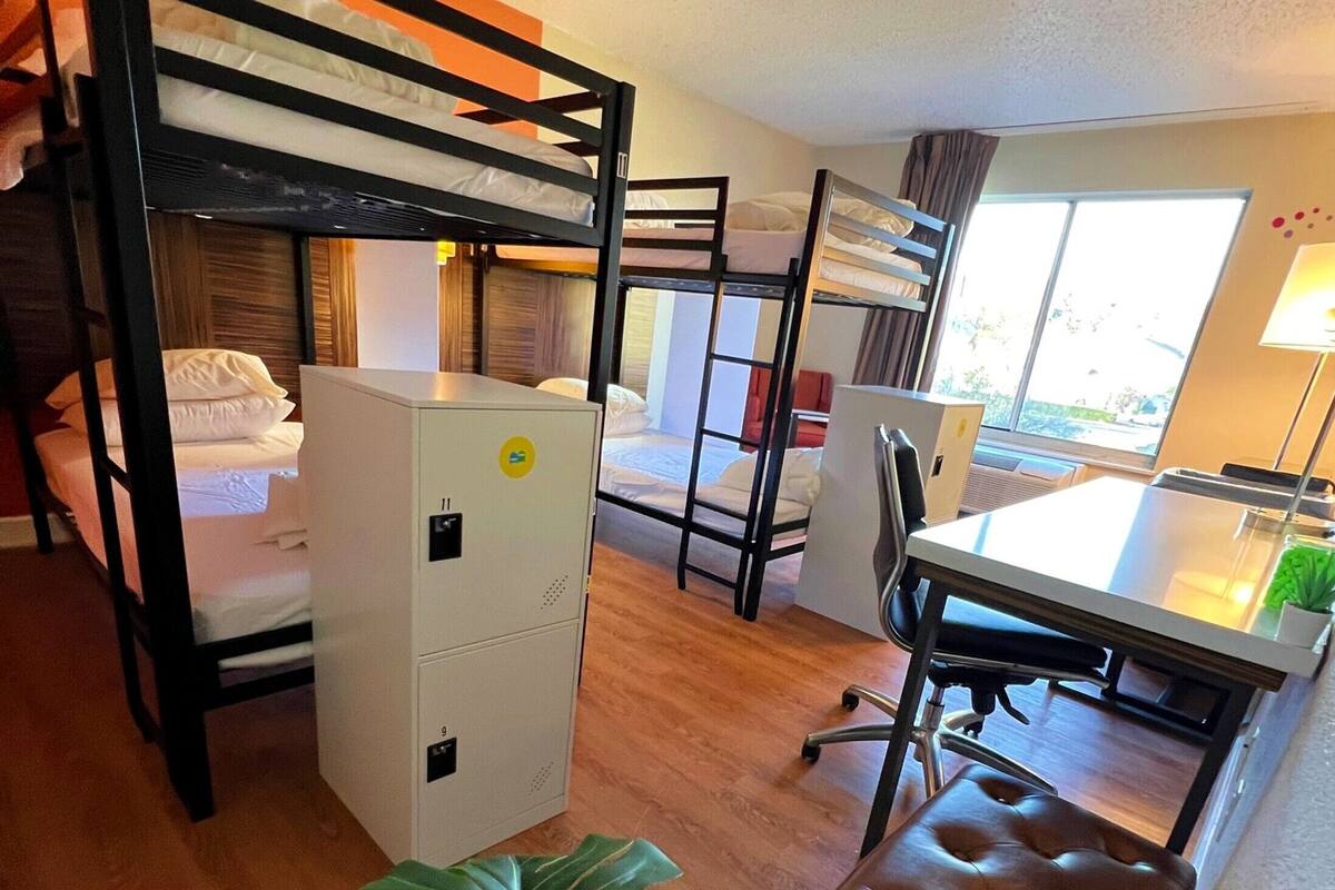 Individually decorated, desk, iron/ironing board, free WiFi